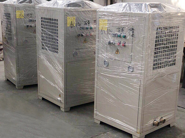 油冷機品牌功能優(yōu)勢有哪些